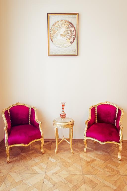 Apartment Vodickova 11 Praga Esterno foto